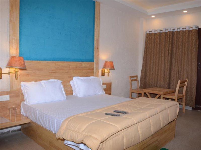 Coconhuts Beach Resort Lakshmanpur Экстерьер фото