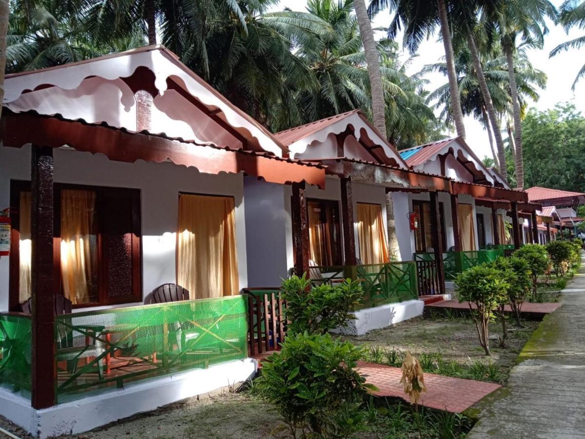 Coconhuts Beach Resort Lakshmanpur Экстерьер фото