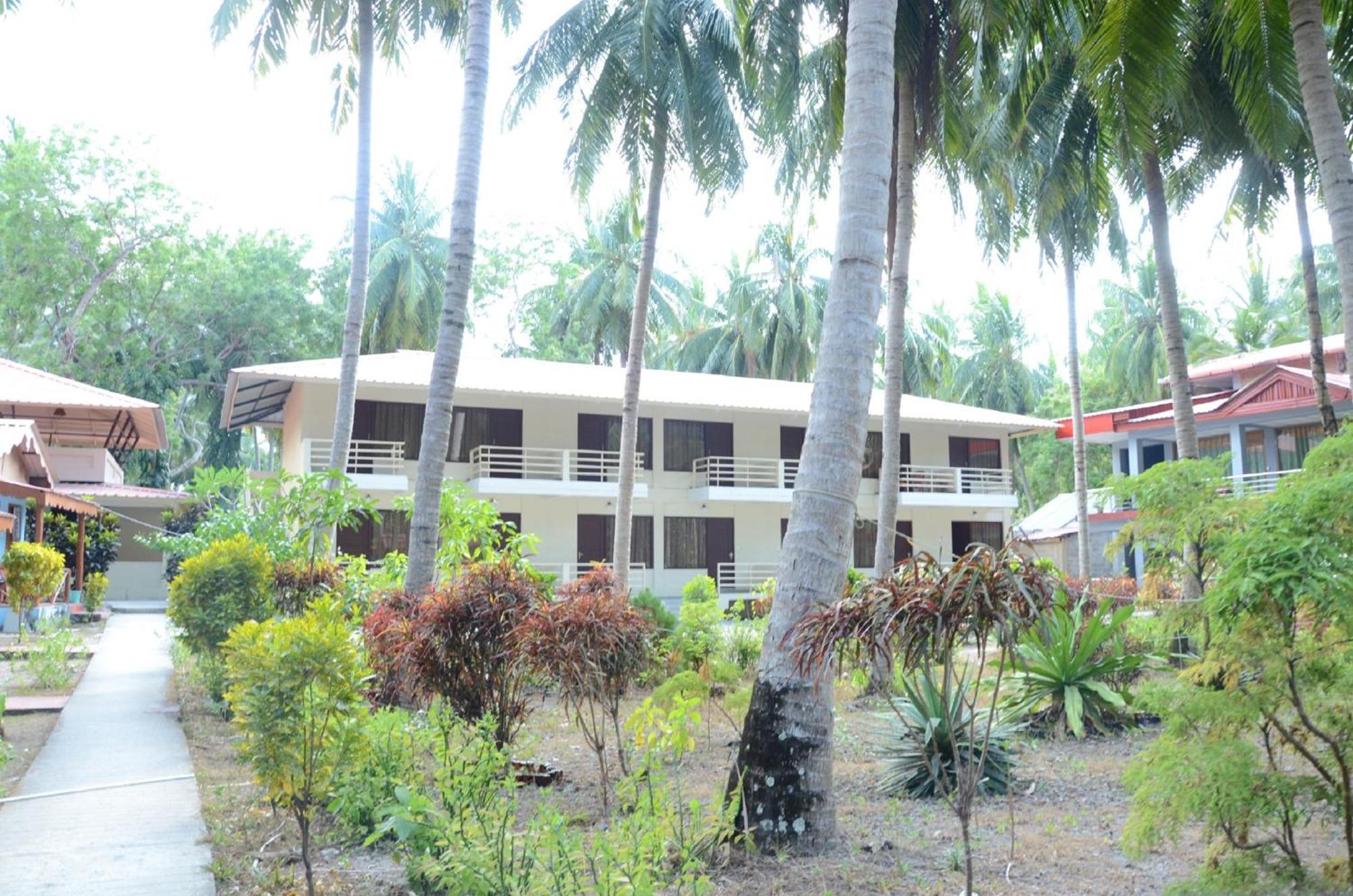 Coconhuts Beach Resort Lakshmanpur Экстерьер фото